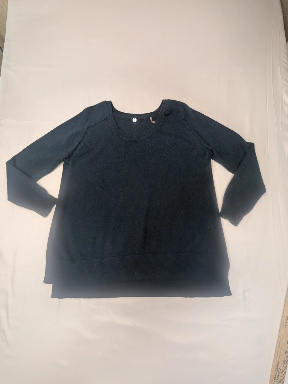 Margaret O'Leary 100% Cashmere Scoop Neck High-Low Knit Sweater Navy Blue L